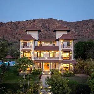 The Hunting - Luxury In Hotel Udaipur