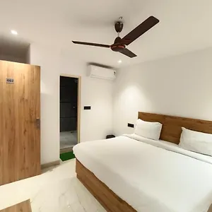 Star Delhi -free Airport Pickup Hotel New Delhi